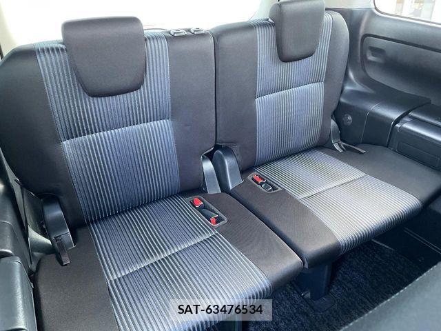 Toyota VOXY 2014-03 7226874-9