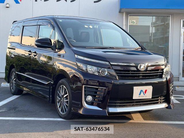 Toyota VOXY 2014-03 7226874-15