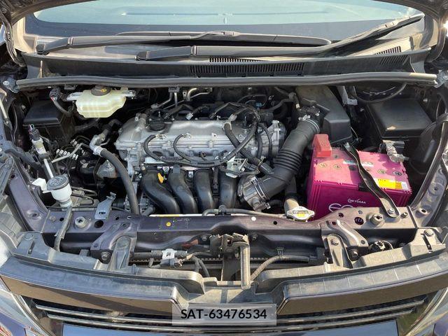 Toyota VOXY 2014-03 7226874-17
