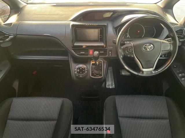 Toyota VOXY 2014-03 7226874-1