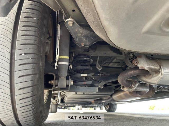 Toyota VOXY 2014-03 7226874-19