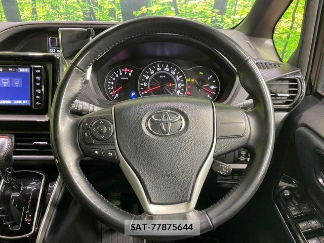 Toyota VOXY 2020-01 7226937-11