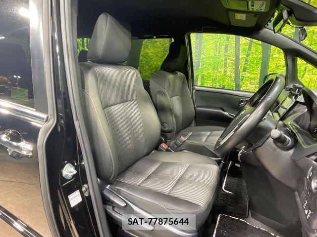 Toyota VOXY 2020-01 7226937-7