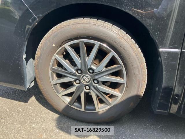 Toyota VOXY 2016-02 7226890-4