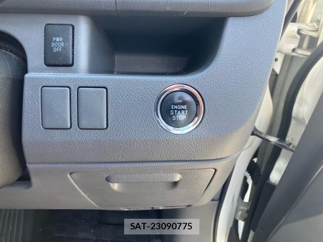 Toyota VOXY 2009-12 7226853-10