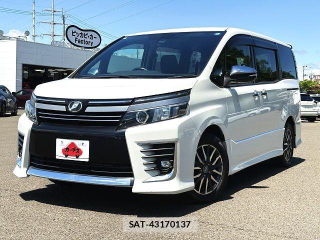 Toyota VOXY 2017-01 7226896-0