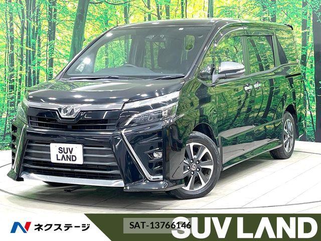 Toyota VOXY 2018-07 7226923-0