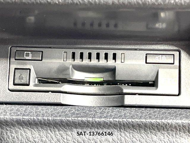 Toyota VOXY 2018-07 7226923-7