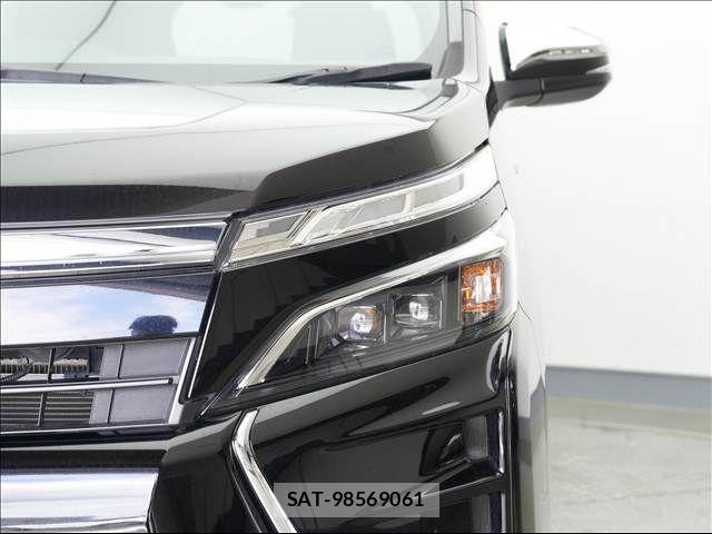 Toyota VOXY 2019-12 7226938-16
