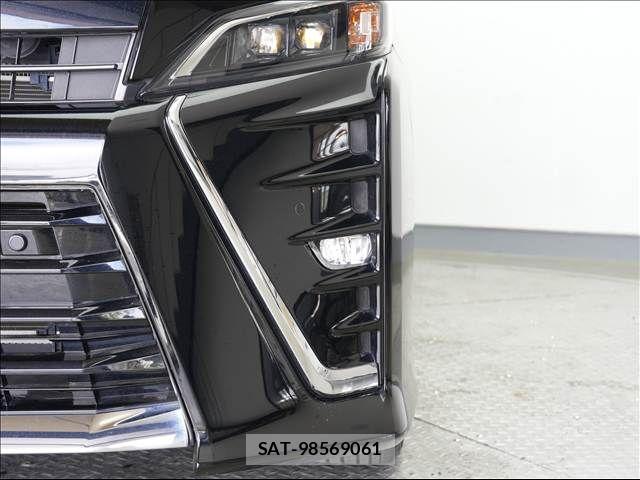 Toyota VOXY 2019-12 7226938-18