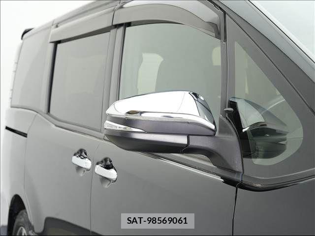 Toyota VOXY 2019-12 7226938-19