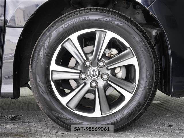 Toyota VOXY 2019-12 7226938-27