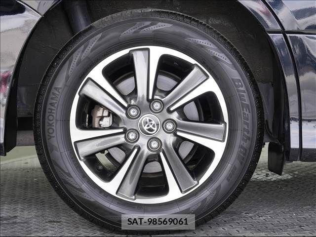 Toyota VOXY 2019-12 7226938-28