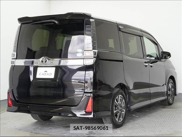 Toyota VOXY 2019-12 7226938-29