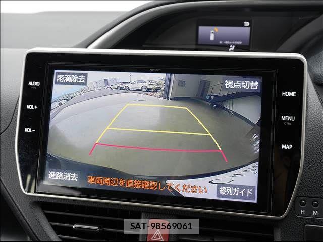 Toyota VOXY 2019-12 7226938-8