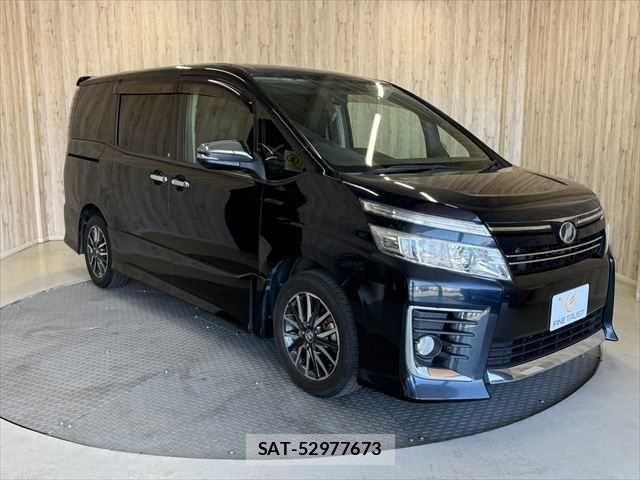 Toyota VOXY 2015-04 7226886-18