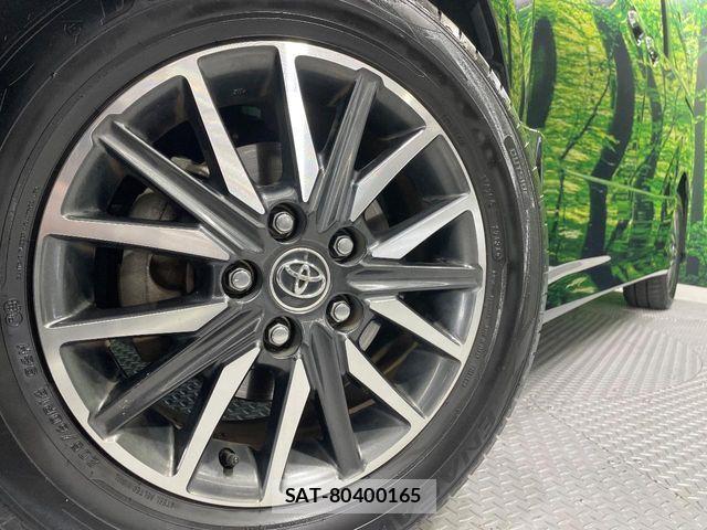 Toyota VOXY 2015-06 7226882-14