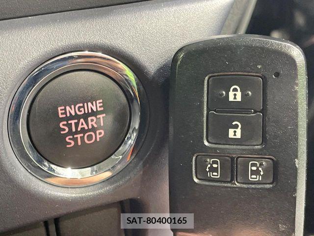 Toyota VOXY 2015-06 7226882-7