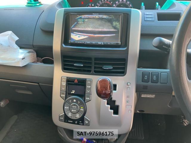 Toyota VOXY 2008-04 7226840-16