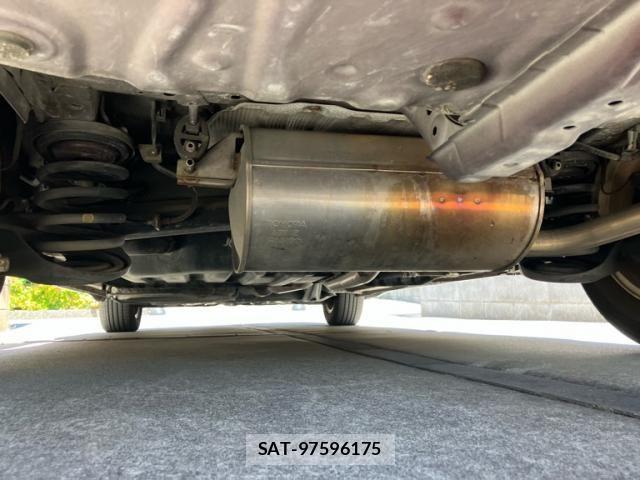 Toyota VOXY 2008-04 7226840-8
