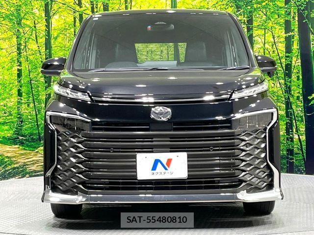 Toyota VOXY 2023-12 7226992-16