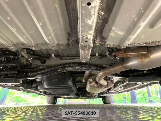Toyota VOXY 2023-12 7226992-19