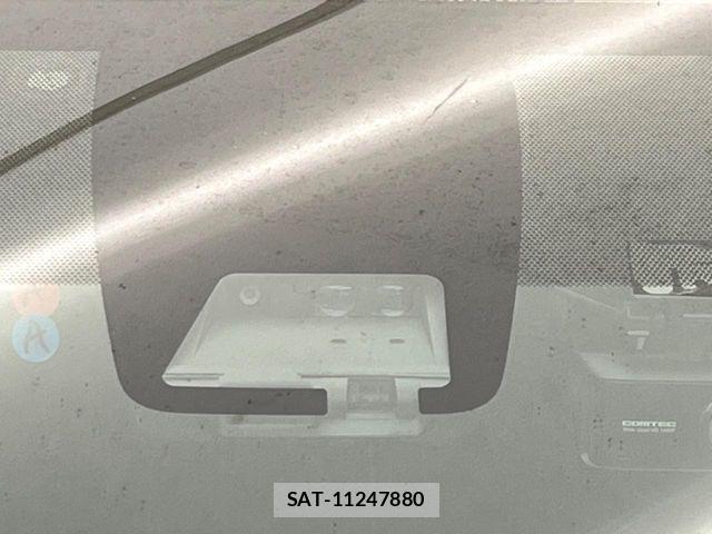 Toyota VOXY 2019-06 7226932-4