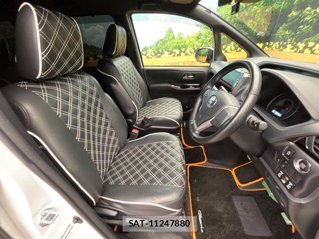 Toyota VOXY 2019-06 7226932-7