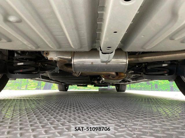 Toyota VOXY 2014-11 7226877-18