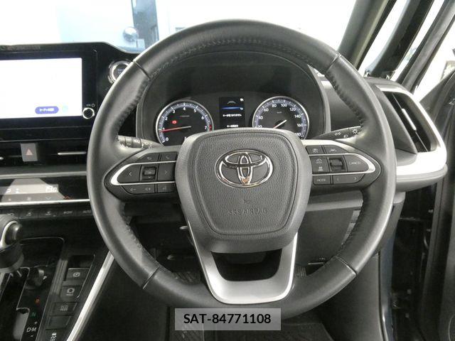 Toyota VOXY 2023-04 7226984-22