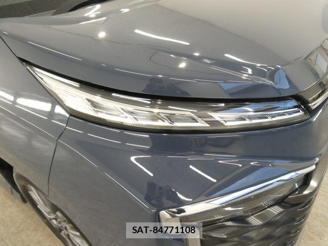 Toyota VOXY 2023-04 7226984-7