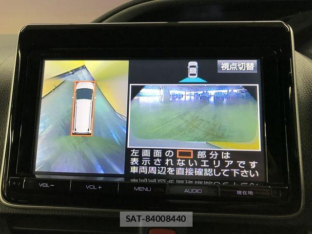 Toyota VOXY 2015-10 7226887-12