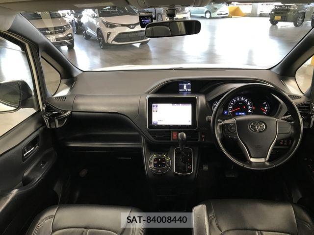 Toyota VOXY 2015-10 7226887-5