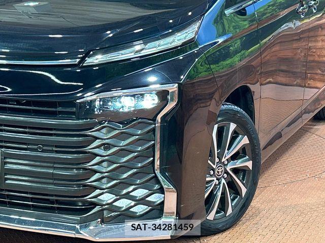 Toyota VOXY 2023-07 7226983-12