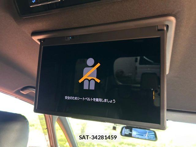 Toyota VOXY 2023-07 7226983-2
