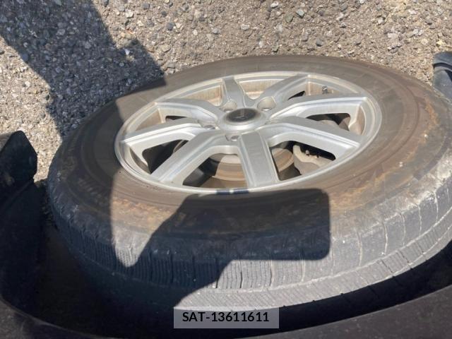 Toyota VOXY 2012-03 7226865-5