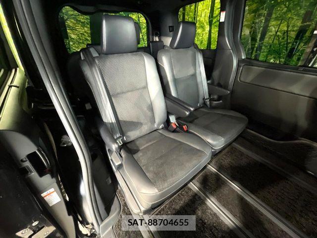 Toyota VOXY 2020-12 7226948-8