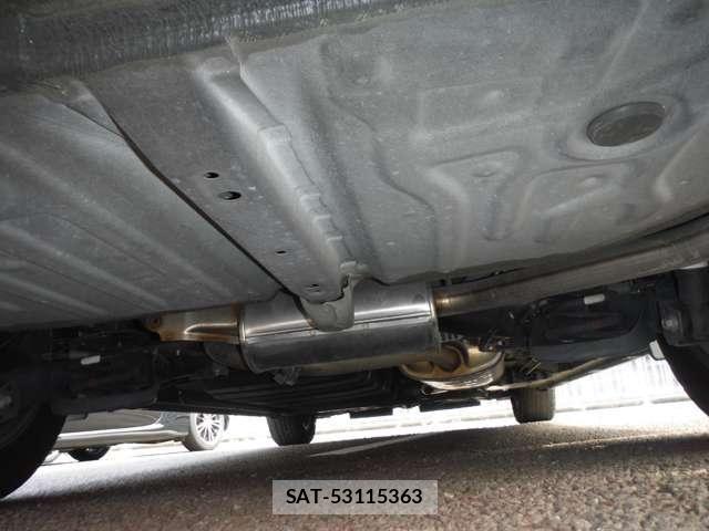 Toyota VOXY 2017-06 7226906-12