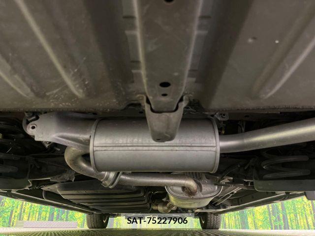 Toyota VOXY 2016-03 7226893-19