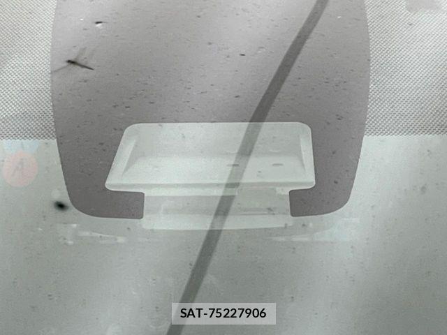 Toyota VOXY 2016-03 7226893-2