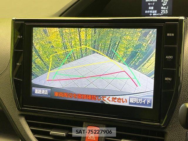 Toyota VOXY 2016-03 7226893-5
