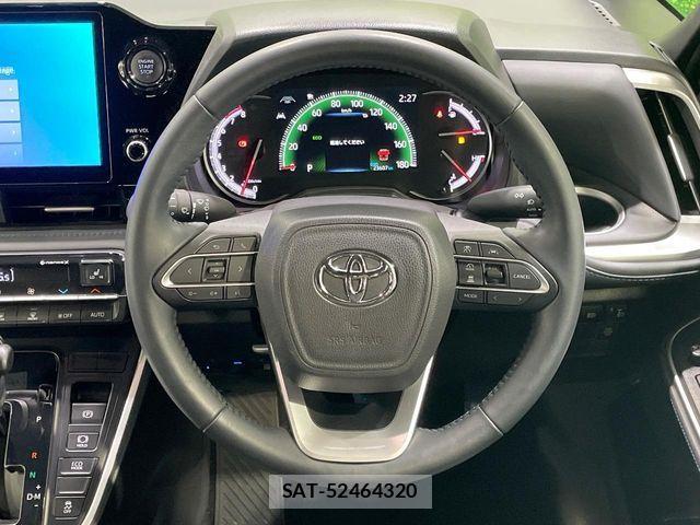 Toyota VOXY 2023-12 7226991-12
