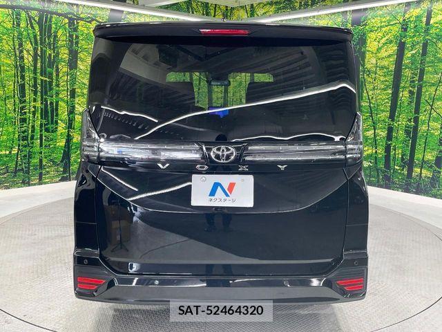 Toyota VOXY 2023-12 7226991-16