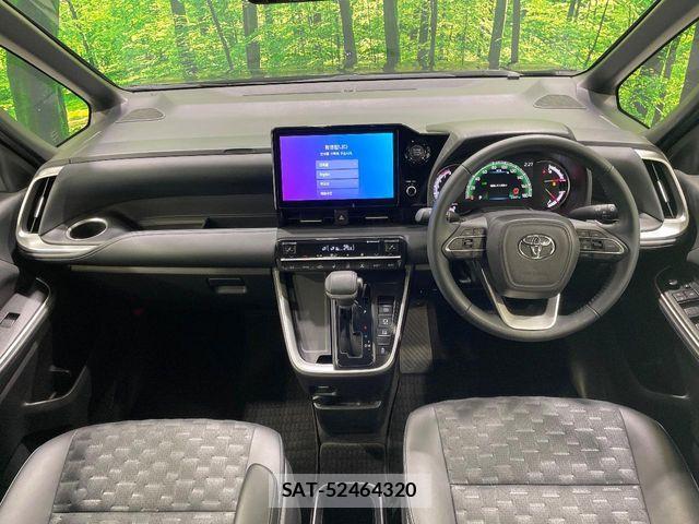 Toyota VOXY 2023-12 7226991-3