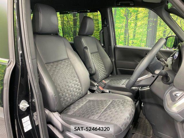 Toyota VOXY 2023-12 7226991-8