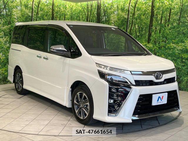 Toyota VOXY 2021-09 7226963-16