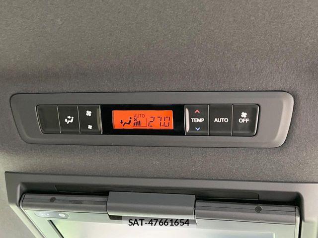 Toyota VOXY 2021-09 7226963-6