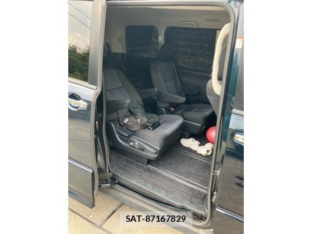 Toyota VOXY 2015-08 7226883-13