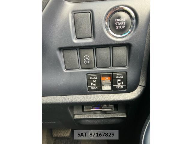 Toyota VOXY 2015-08 7226883-18