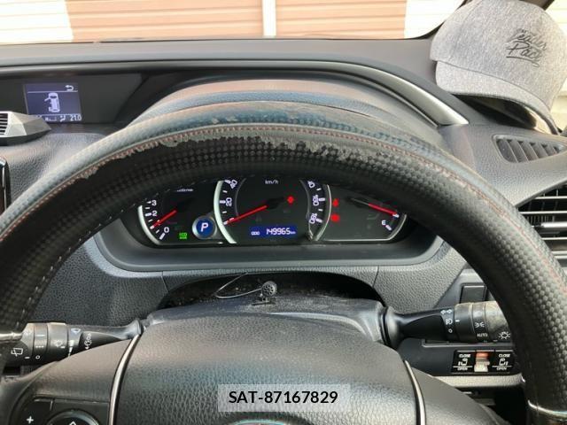 Toyota VOXY 2015-08 7226883-26